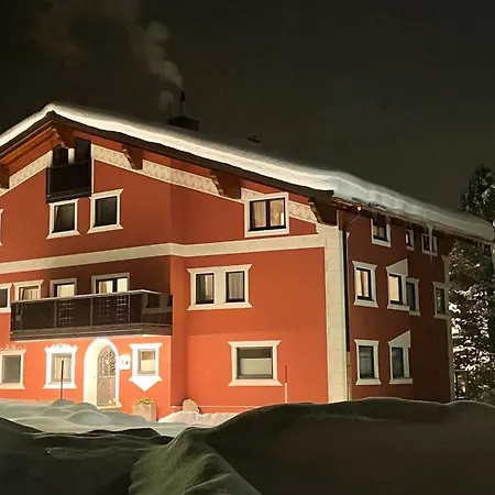 Hotel apartamentowy Grischuna